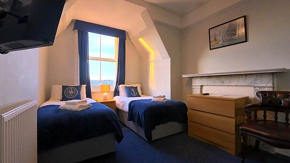 Royal Temple Yacht Club