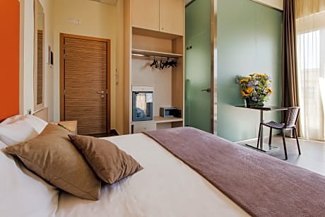 SUPERIOR WITH BALCONY - DEPENDENCE AT 70 METERS