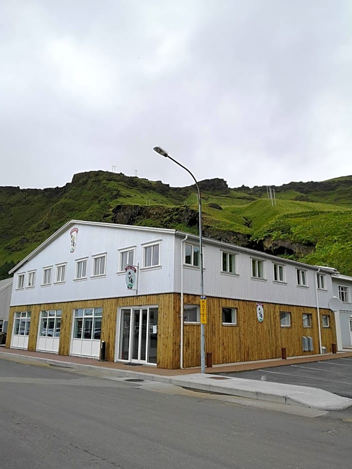 Puffin Hotel Vík