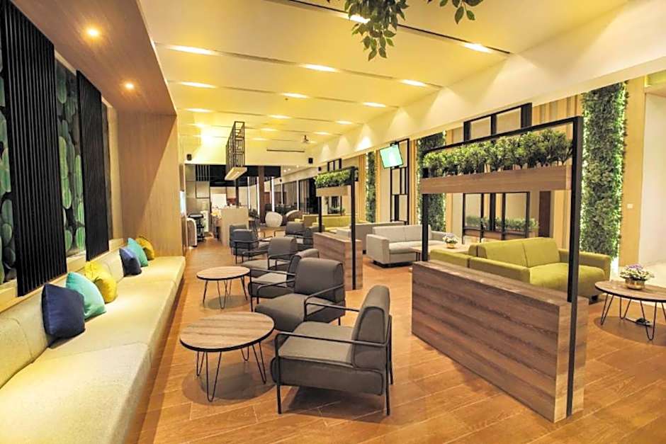 Wave Sea 1 BR Superior Room ZN30