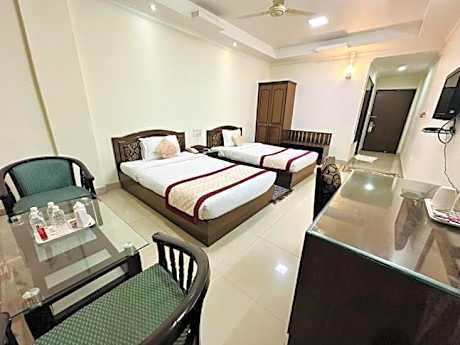 Double Room with Pool View