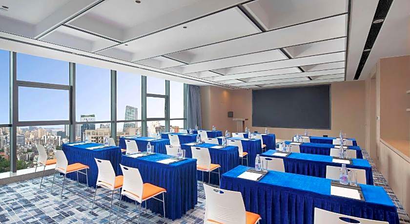 Days Inn by Wyndham Zhuhai Gongbei Port