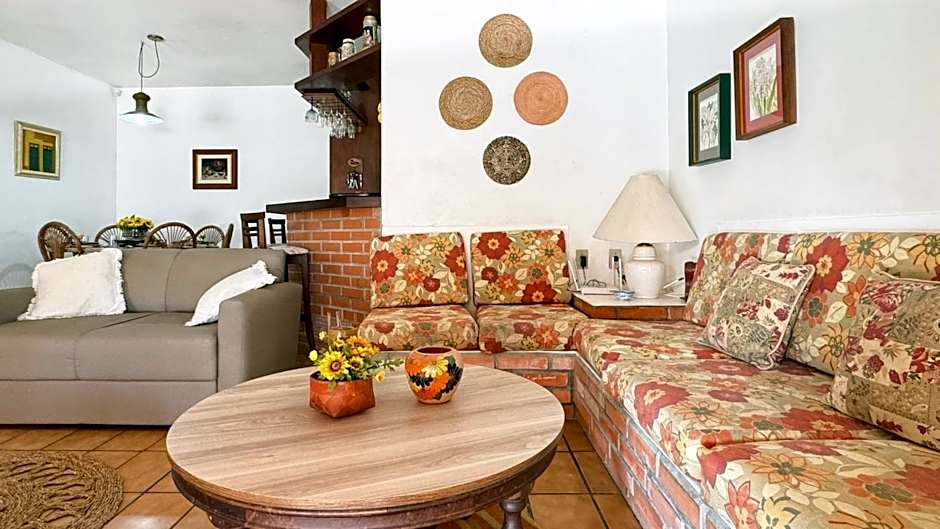 Casa Aconchegante a 100 metros da praia - NDI006