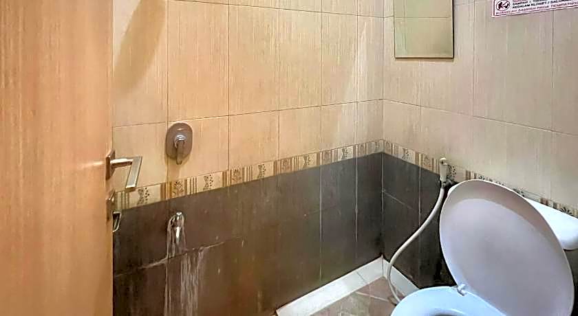 Wisma Anggrek Syariah Mitra Reddoorz