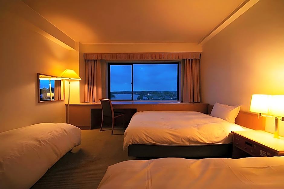 Mito Hotel Season