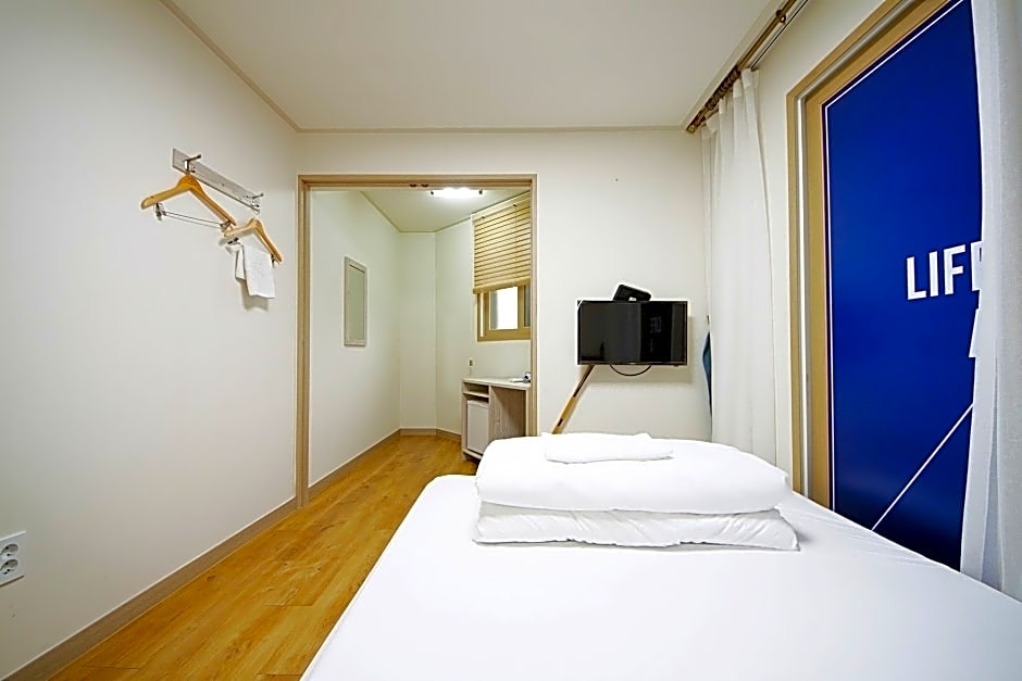 K-Guesthouse Incheon Airport 1