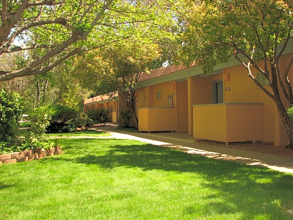 Villas at Poco Diablo, a VRI resort
