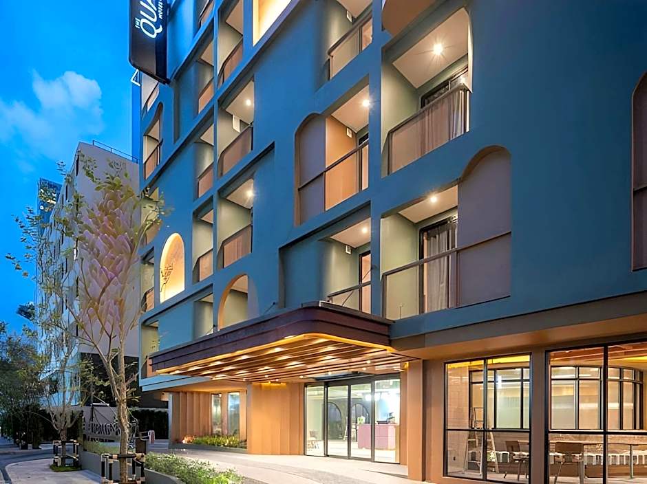 The Quarter Ratchathewi  by UHG