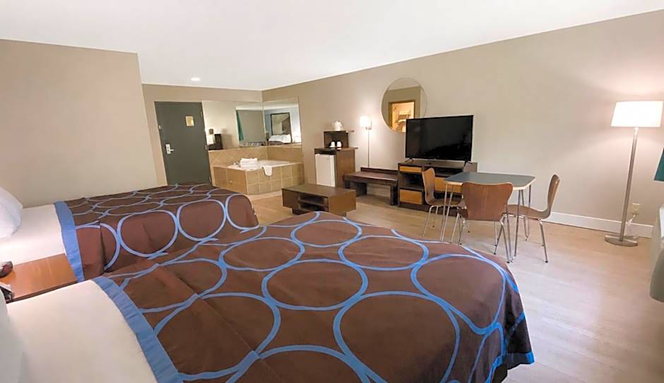 Super 8 by Wyndham Niagara Falls