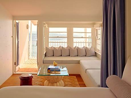 Il Delfino Seaside Inn