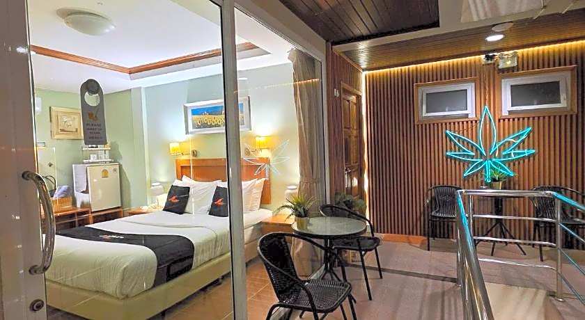 Chilli Hotel & Restaurant