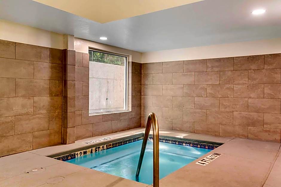 Quality Inn & Suites Union City - Atlanta South