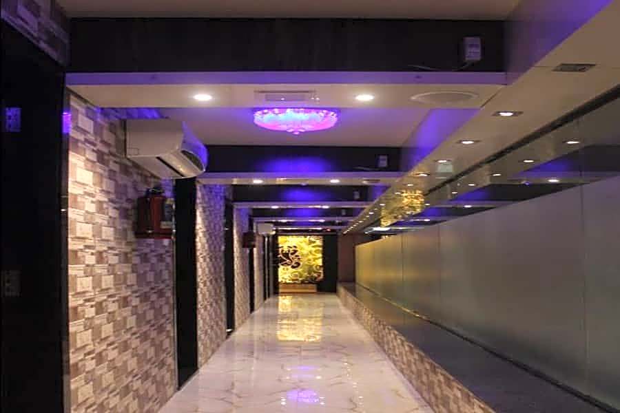 HOTEL WELCOME PALACE