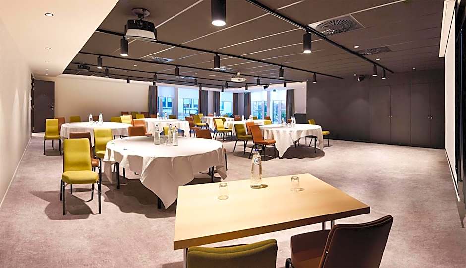 Park Inn By Radisson Brussels Airport