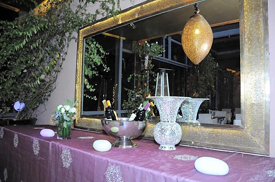 Riad Wow