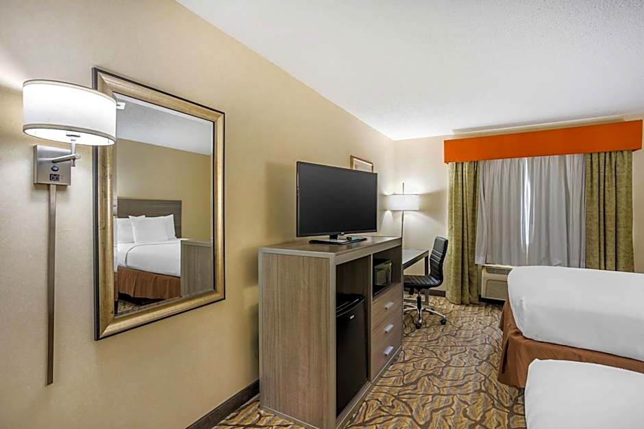 Best Western Plus Danville Inn