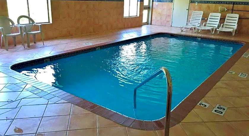 Quality Suites Abilene Mall Area