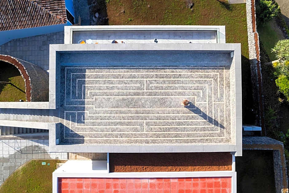 Azores Book Hotel