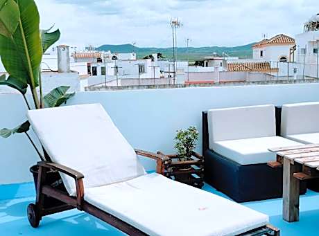 Aba Dalí Blue Silver Apartment