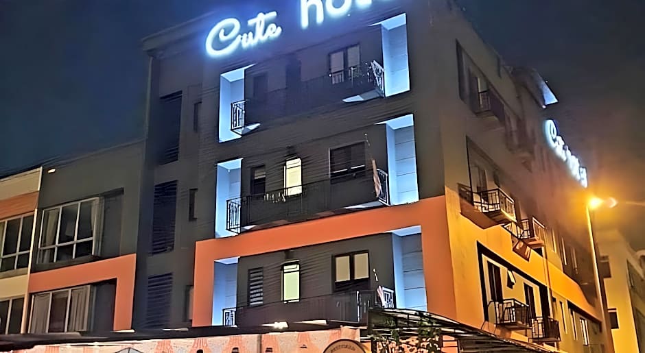 Cute Hotel & Dorms Ipoh