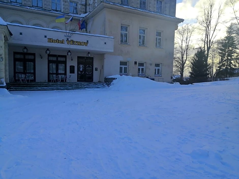 Hotel Větrov