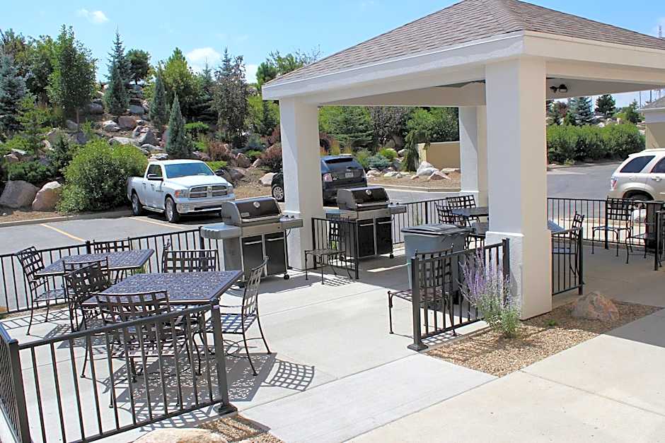Candlewood Suites Bismarck By IHG