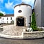 Dunadry Hotel And Gardens