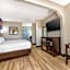 Clarion Pointe