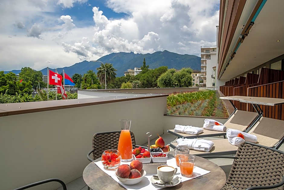 Hotel Lago Maggiore - Welcome!