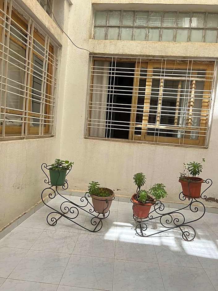 Large 3 Bedrooms Medina center Parking Secure