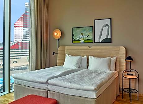 Superior Family Four