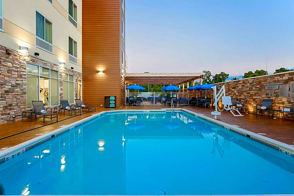 Fairfield Inn & Suites by Marriott Alexandria