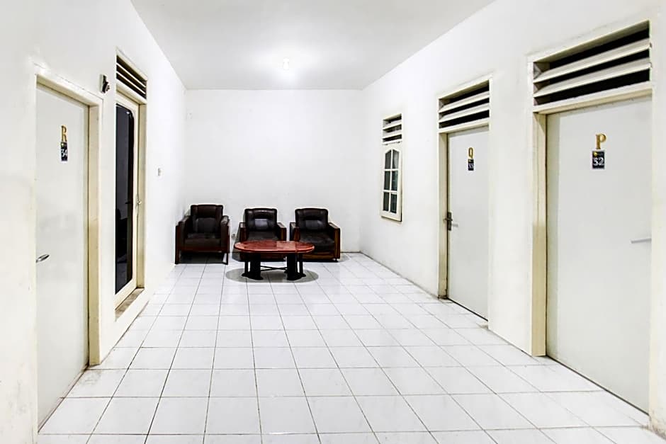 OYO 91391 Mutiara Syariah 3