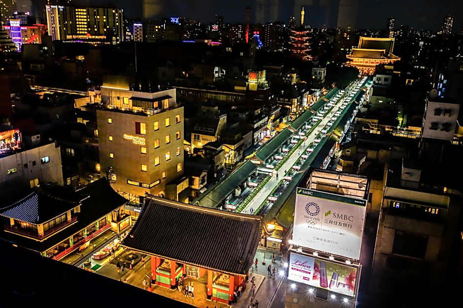 Kaminarimon Ryokan