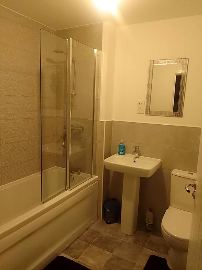 Cosy Stay in Walsall by Ideal Home