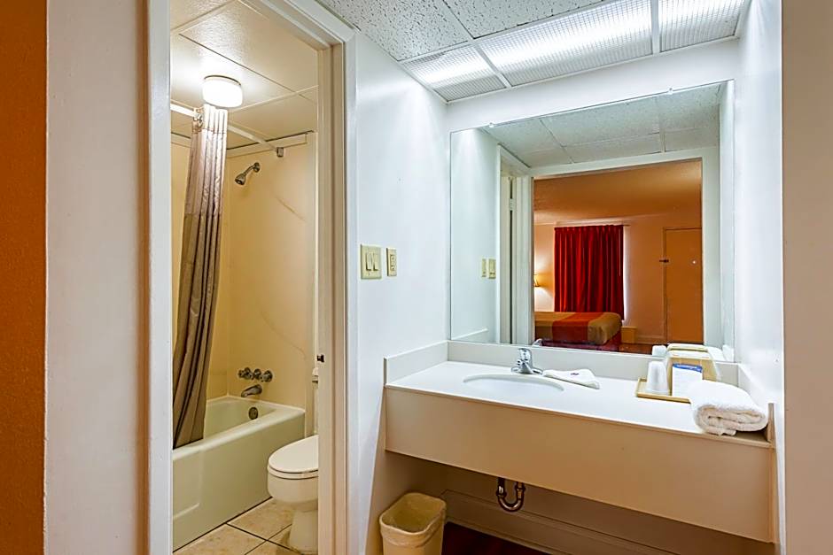 Motel 6-Perry, GA