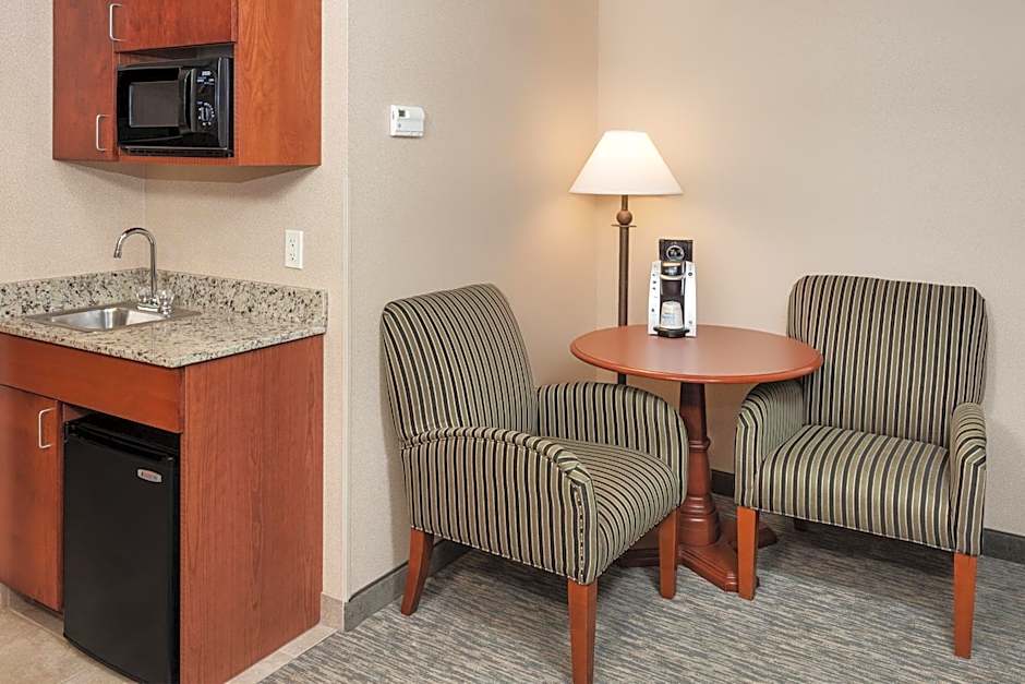 Holiday Inn Express Hotel & Suites Hampton South-Seabrook By IHG