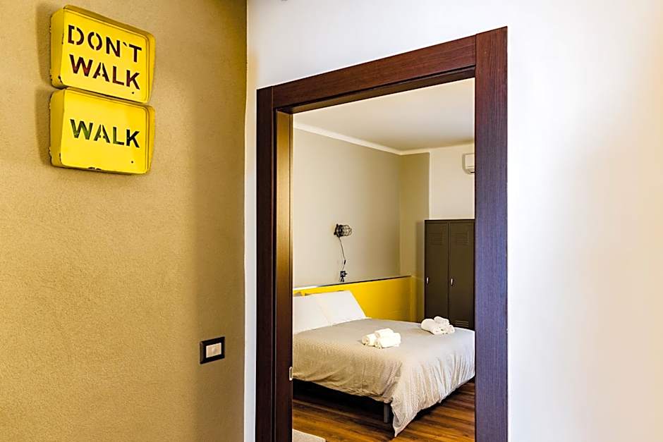 TRAVEL STATION Bedandbreakfast