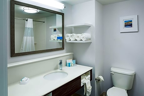 2 Queen W/Microwv/Fridge Nonsmoke