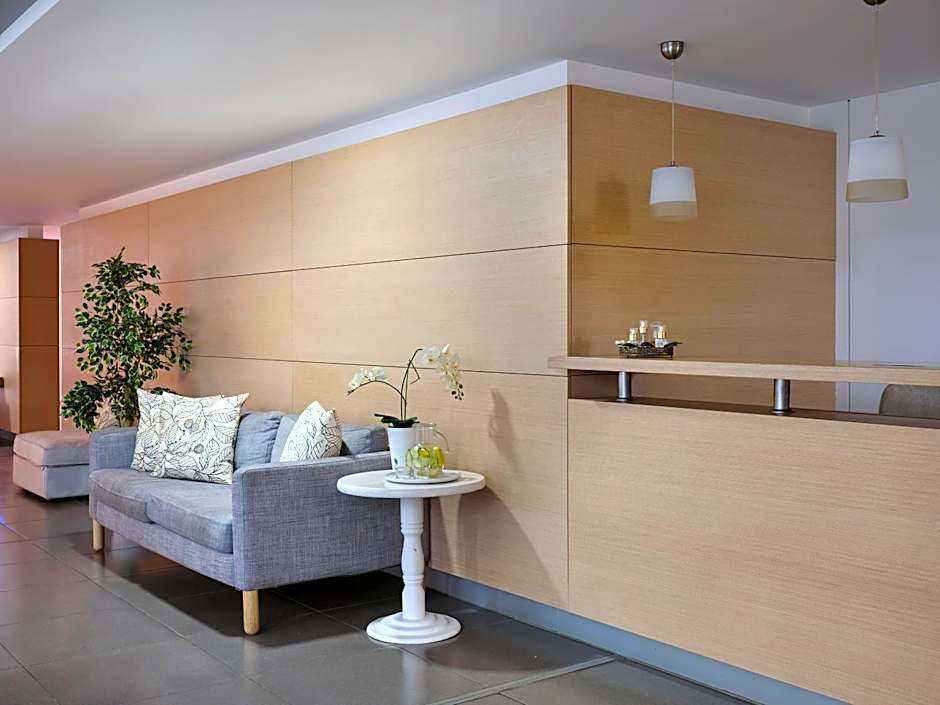 Atlantica Sea Breeze, Adults Only