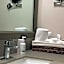 GreenTree Inn & Suites Los Angeles - Alhambra - Pasadena