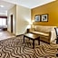 La Quinta Inn & Suites by Wyndham South Bend