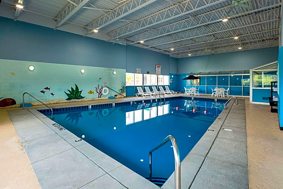 Quality Inn & Suites near I-480 and I-29