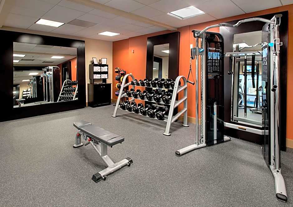 Hampton Inn By Hilton Boston-Logan Airport