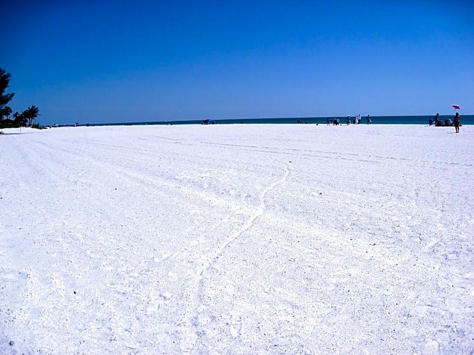 The Anna Maria Island Beach Sands 201