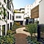 Latroupe Hotel Jardin Secret