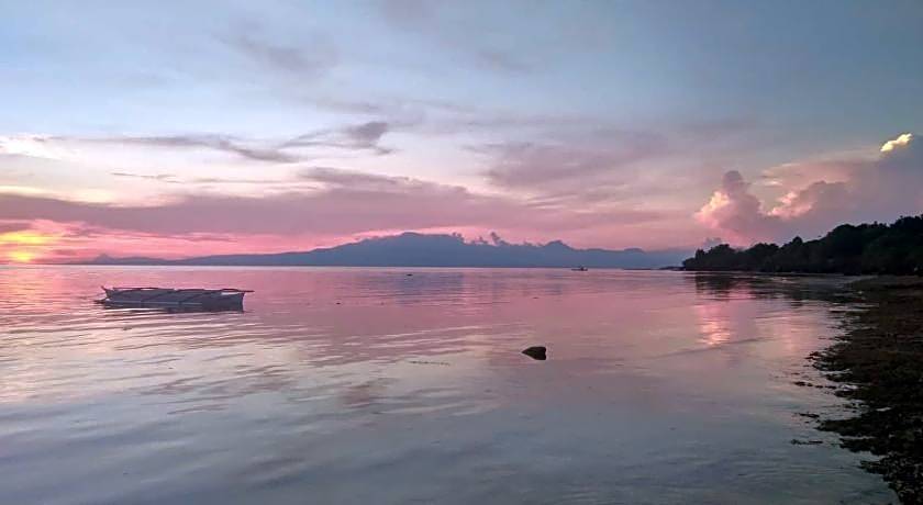 Toris Backpackers Paradise