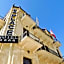 La Place Hotel