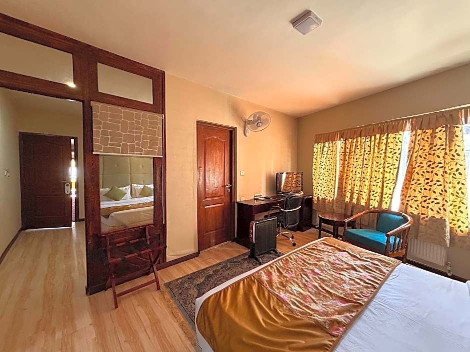 Hotel Spic N Span