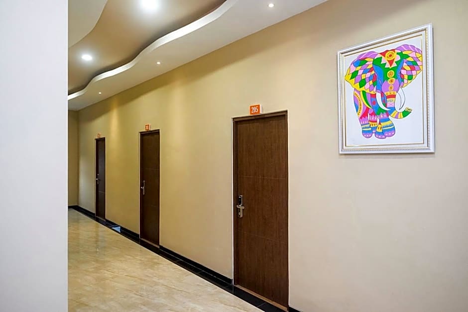 RedDoorz @ City Park Medoho Semarang